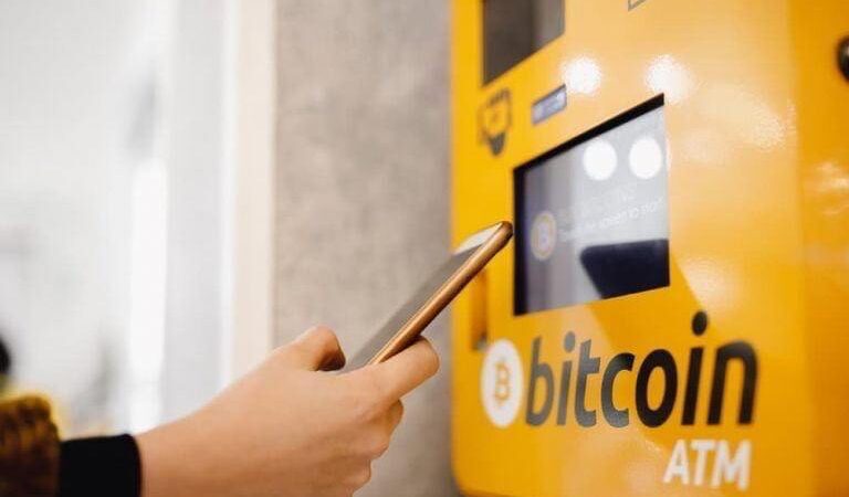 The number of Bitcoin ATMs approaches 40,000 globally in Q3 2025