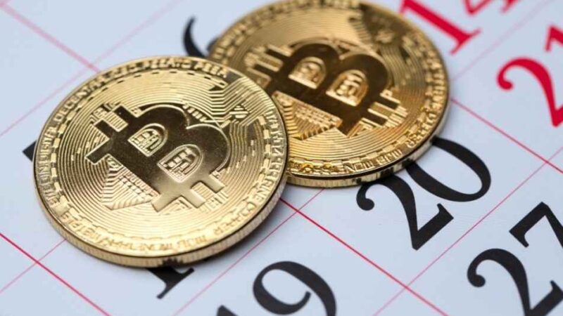 Stablecoins and RWAs follow Bitcoin this Uptober