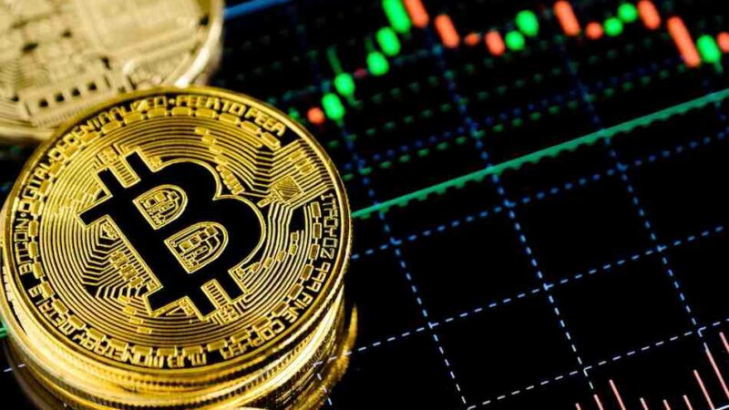 Bitcoin open interest plummets to a 6-month low