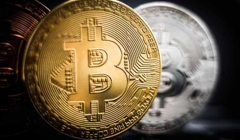 Silver v Bitcoin: Here’s 2025’s clear winner