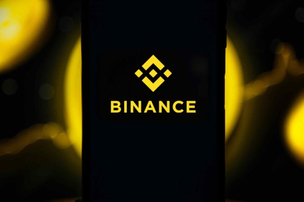 Binance Bitcoin reserves fall sharply