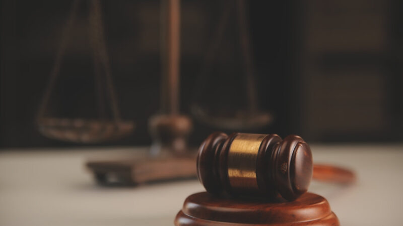 What explains the two-tier justice facing TradFi and DeFi entrepreneurs? 