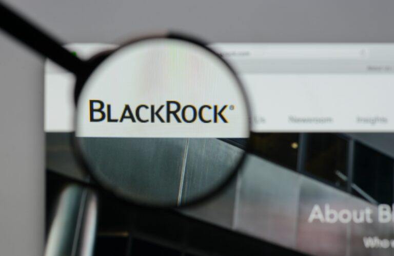 BlackRock dumped almost $400 million of these cryptocurrencies in a week