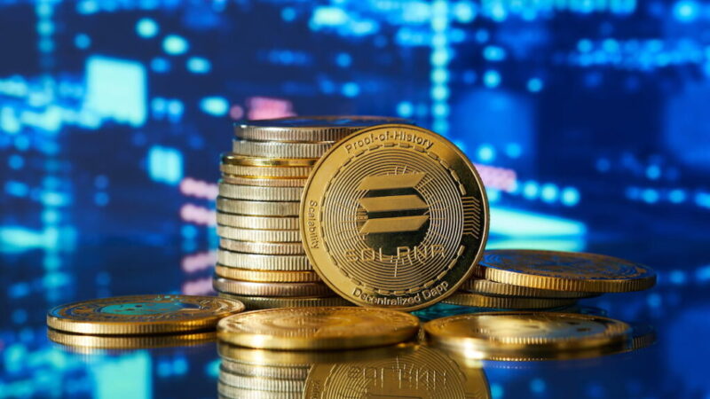 Solana (SOL) ranks top in DEX trading in March, with nearly $50 billion