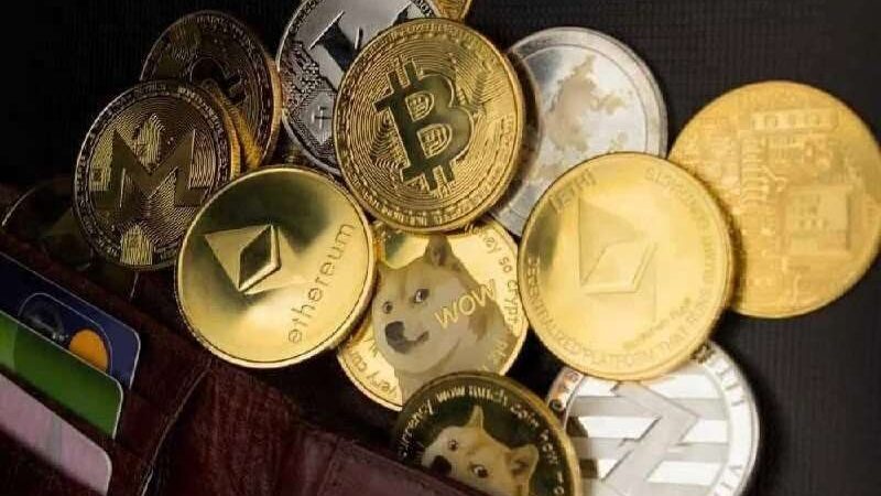 3 altcoins to turn $10 into $100 by H2 2026