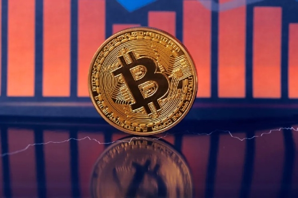 Bitcoin Price Prediction: BTC Enters Magnet Zone as Bullish Cross Nears