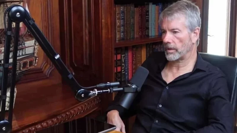 Michael Saylor’s Strategy sparks Bitcoin sale fears after 411 BTC move