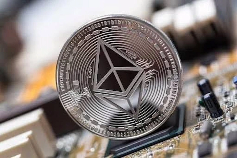 Trading expert issues new price target for Ethereum