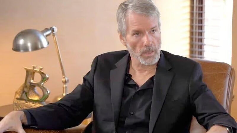 Michael Saylor hints at buying more Bitcoin despite $11 billion unrealized losses