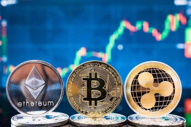 XRP sees m in weekly cash flow as Bitcoin and ETH bleed